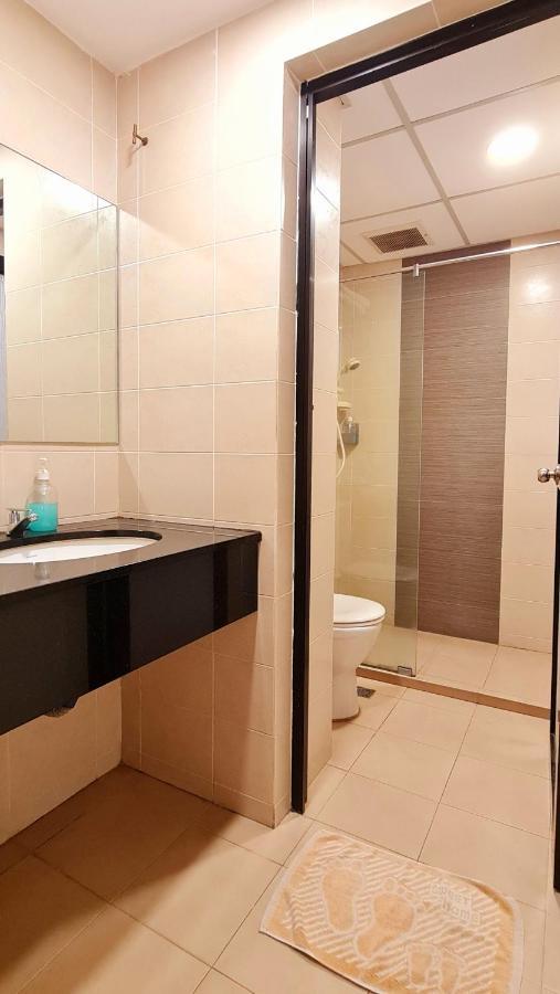 Pp Hotel By Moxy George Town Eksteriør billede