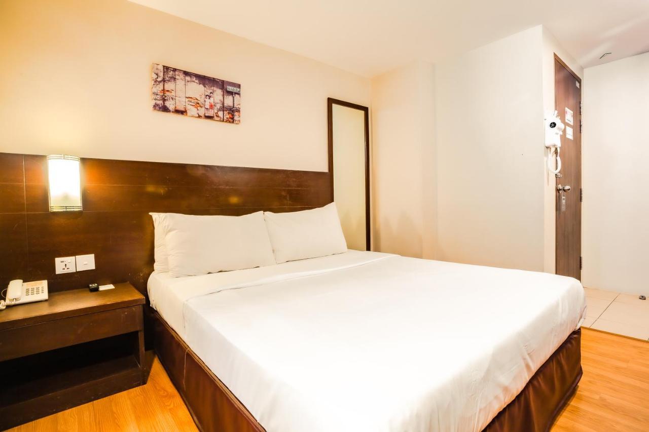 Pp Hotel By Moxy George Town Eksteriør billede